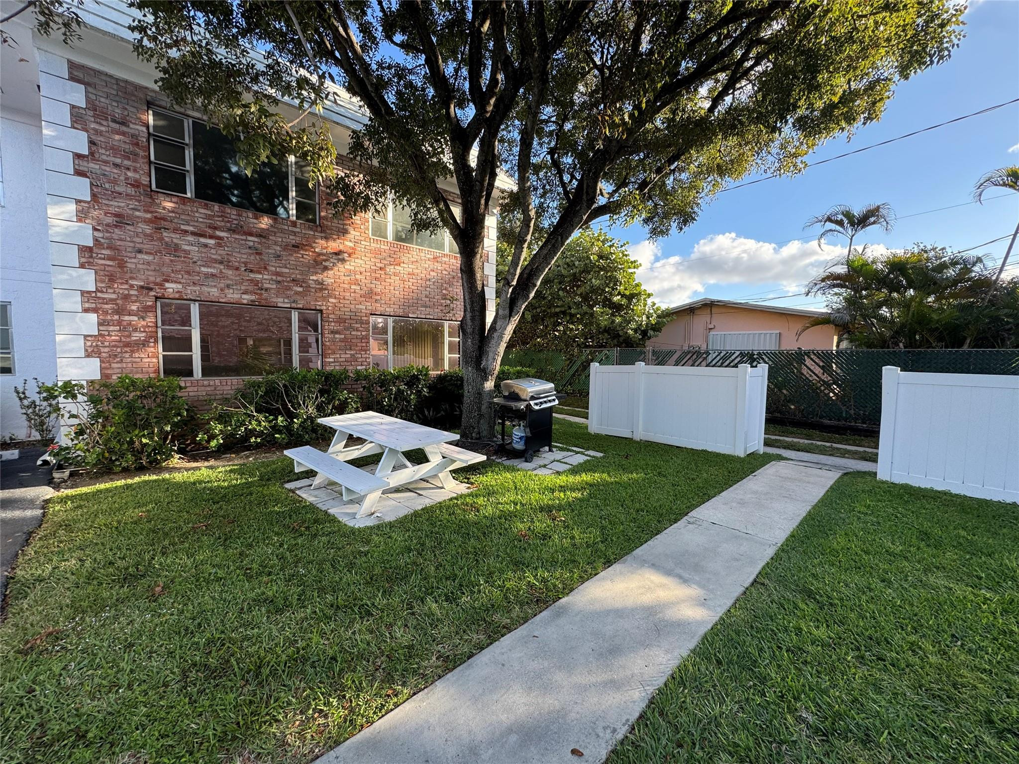310 South Cypress Road, Unit 729 Pompano Beach, FL 33060 - Photo 29 of 30 BBQ Grills available