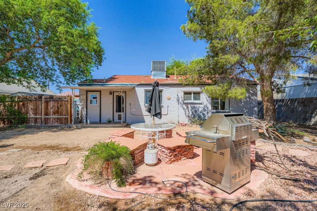 573 7th Street Boulder City, NV 89005 - Photo 21 of 25 Large backyard with patio and seating area