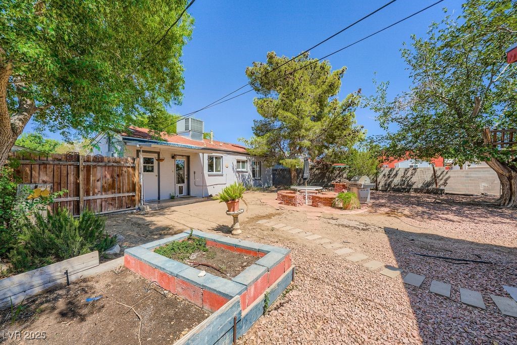 573 7th Street Boulder City, NV 89005 - Photo 23 of 25 Lots of raised beds for a garden