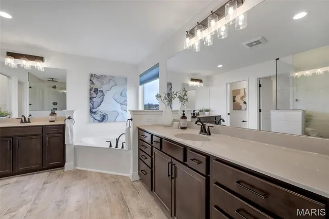 $800,000 | 204 Belford Way, O'Fallon, MO 63368