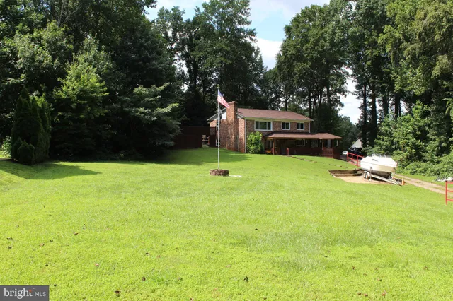 a house view with a garden space