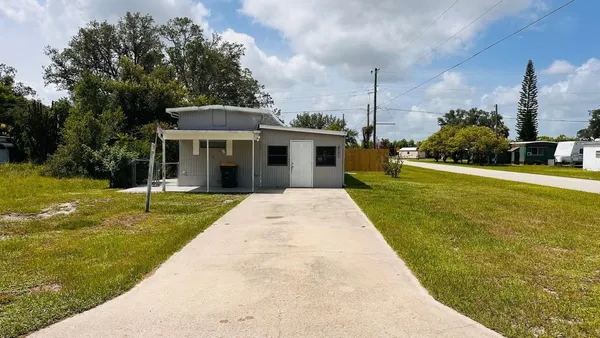 $1,300 | 4701 Ferdinand Avenue, Sebring, FL 33870