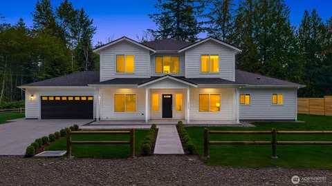 $1,899,000 | 10424 348th Avenue Southeast, Snoqualmie, WA 98065