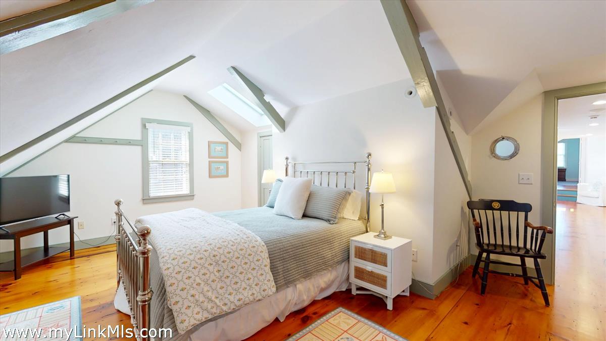 39 A Milk Street Nantucket, MA 02554 - Photo 39 of 56