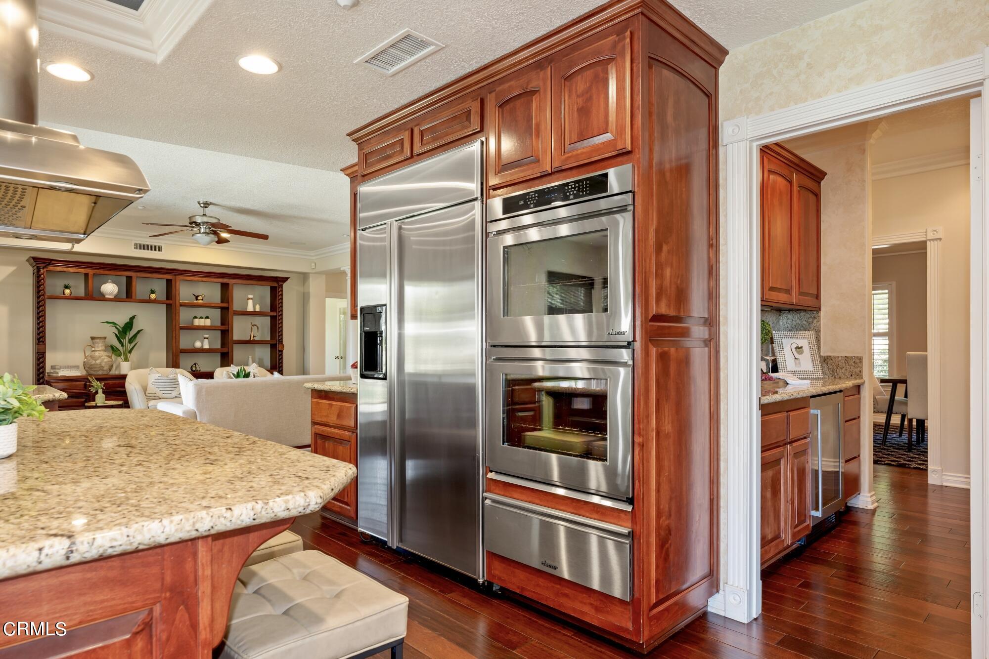6913 Royal Hunt Ridge Drive Riverside, CA 92506 - Photo 19 of 73 6913 Royal Hunt Ridge_Low Res 019
