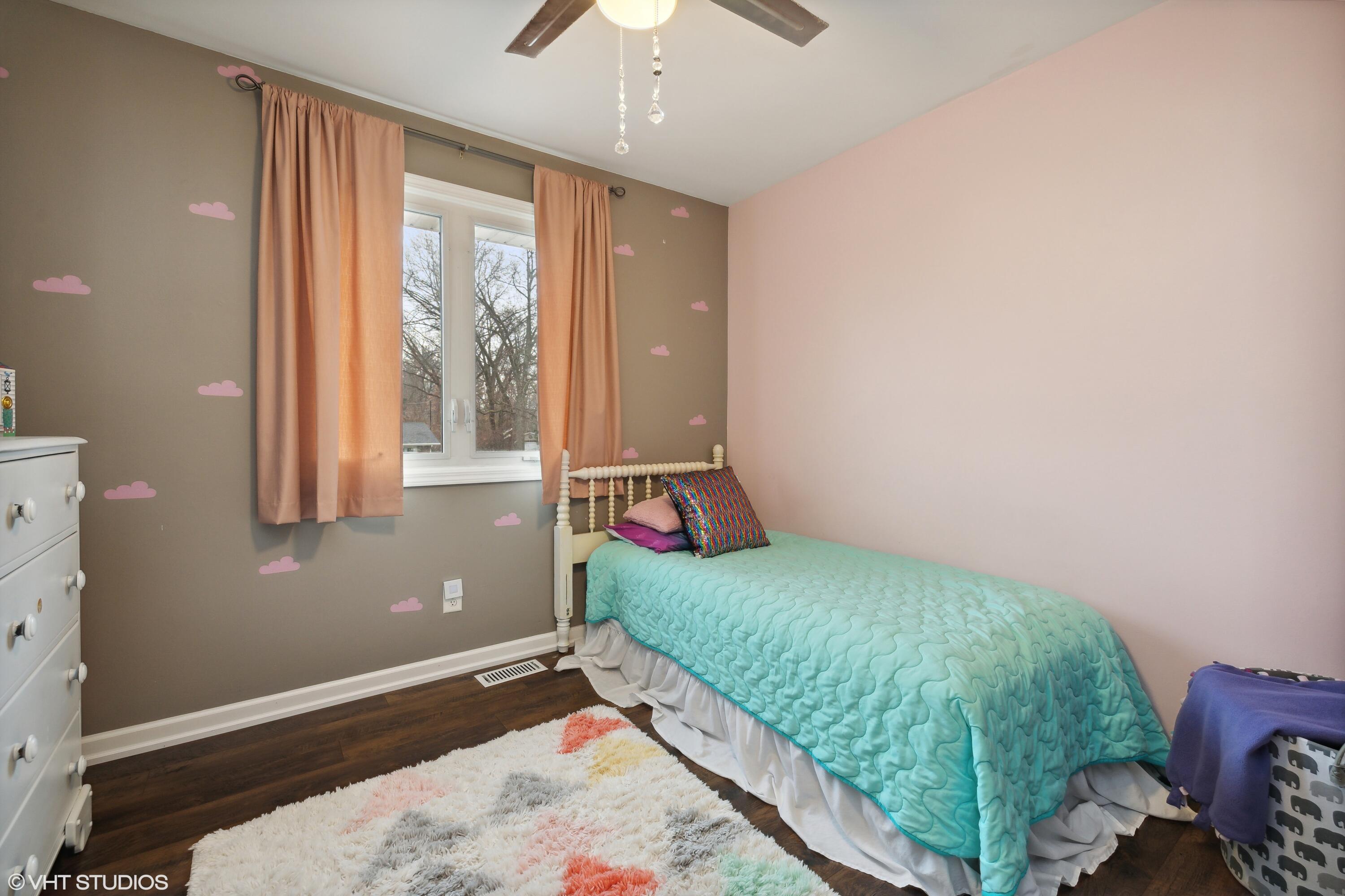 1508 Trebor Road St. Joseph, MI 49085 - Photo 10 of 17 12_1508TreborStreet_154_3rdBedroom_HiRes