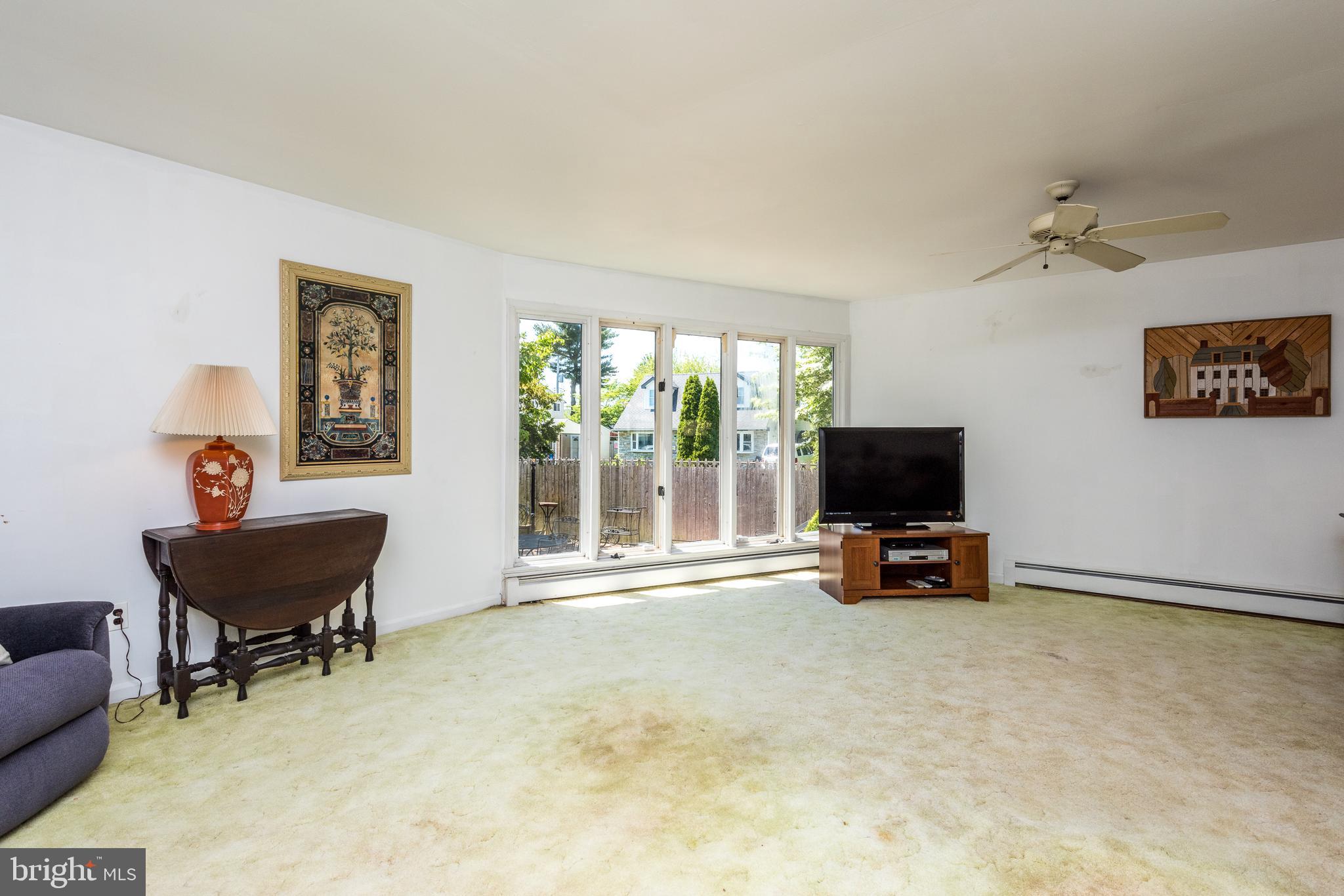 2822 Nightingale Road Philadelphia, PA 19154 - Photo 17 of 50 Family Room