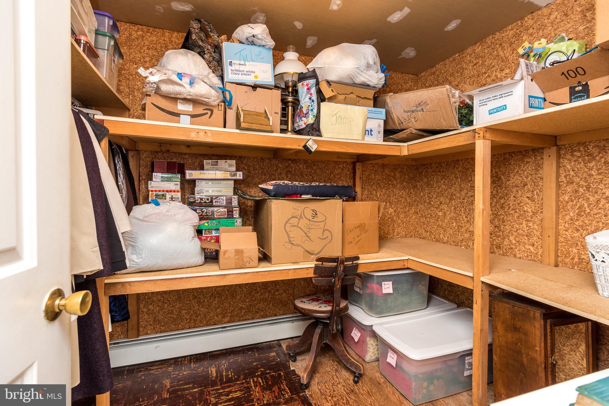 2822 Nightingale Road Philadelphia, PA 19154 - Photo 31 of 50 Cedar Walk in Closet