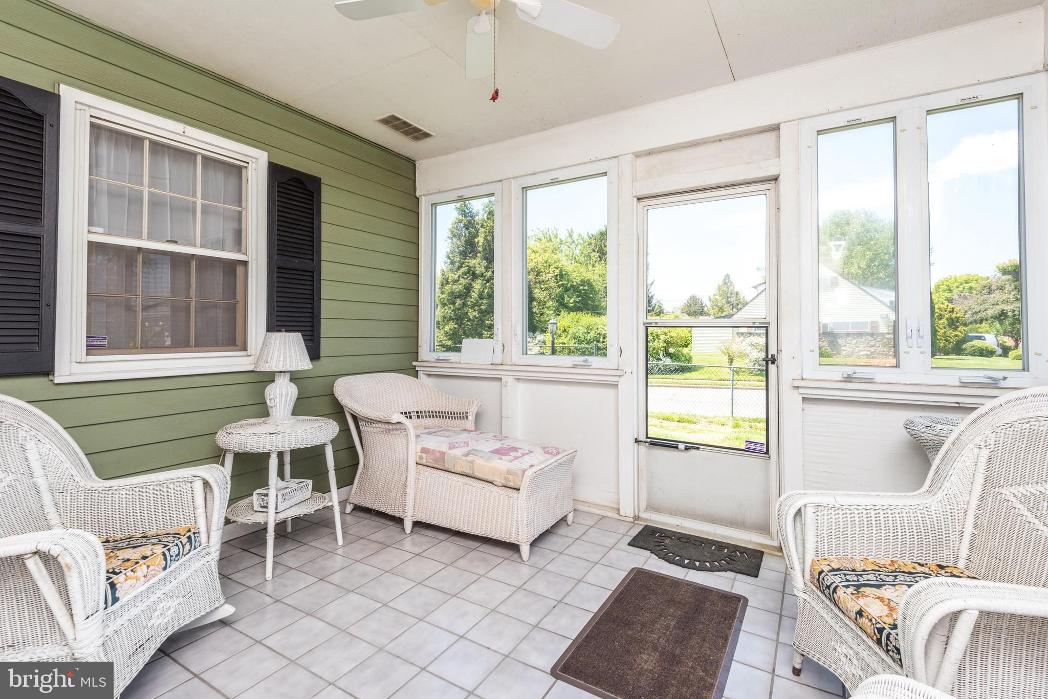 2822 Nightingale Road Philadelphia, PA 19154 - Photo 39 of 50 Sun Room