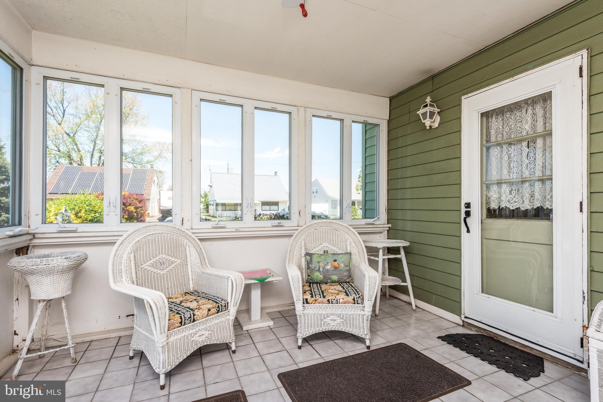 2822 Nightingale Road Philadelphia, PA 19154 - Photo 41 of 50 Enclosed 3 Season Sunroom