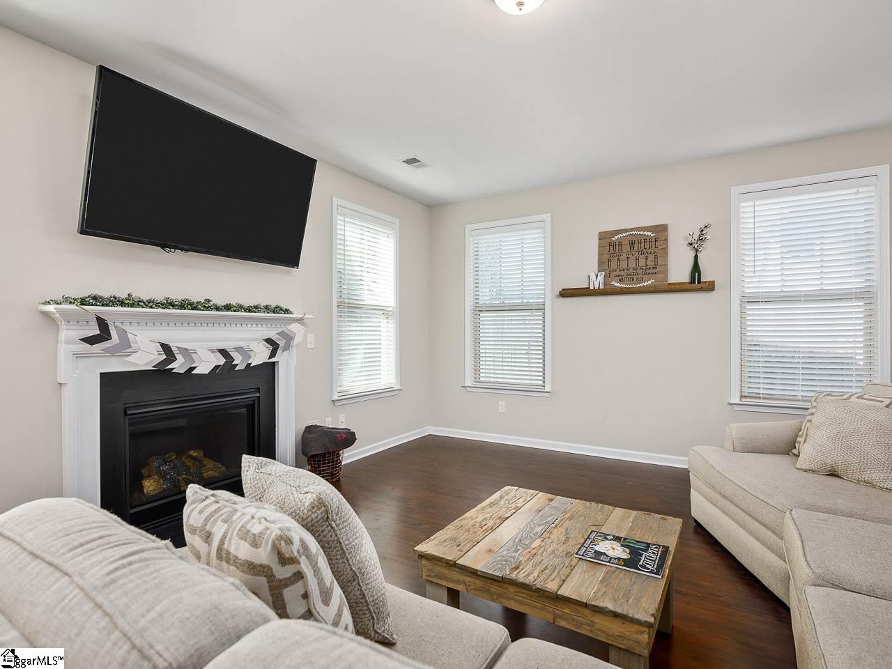 626 South Windowpane Way Duncan, SC 29334 - Photo 9 of 34 Gallery Image 9
