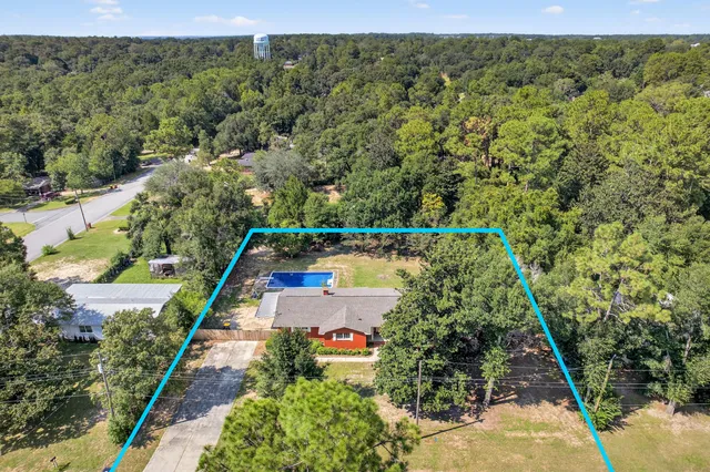 $365,000 | 758 9th Avenue, Crestview, FL 32536