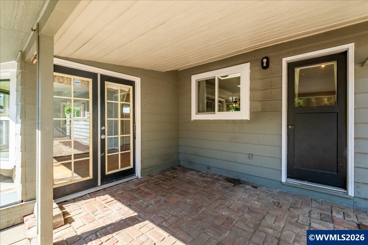 1012 South Water Street Silverton, OR 97381 - Photo 31 of 46