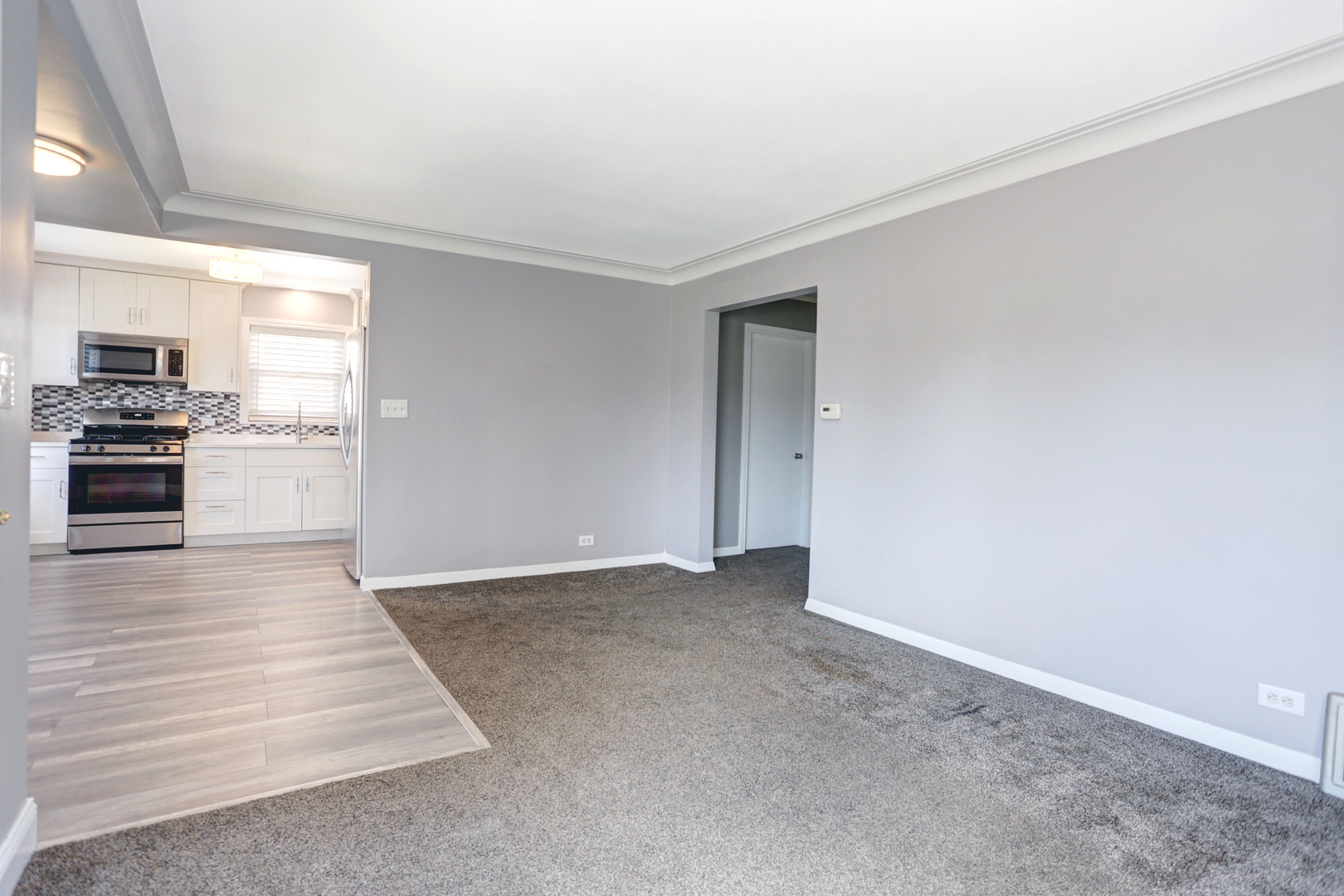 7255 North Mc Vicker Avenue Chicago, IL 60646 - Photo 10 of 25