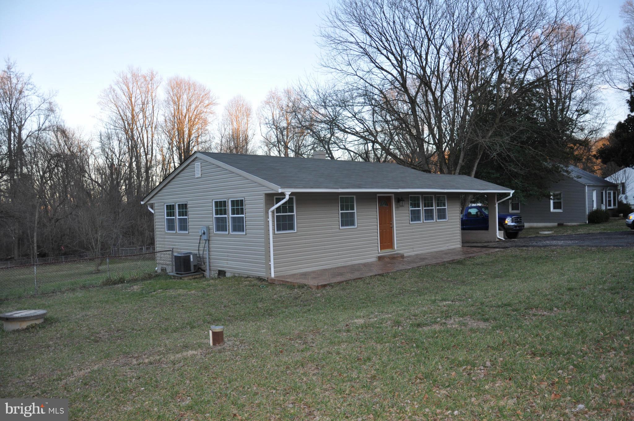 6489 Briggs Road Warrenton, VA 20187 - Photo 3 of 21 Exterior (General)