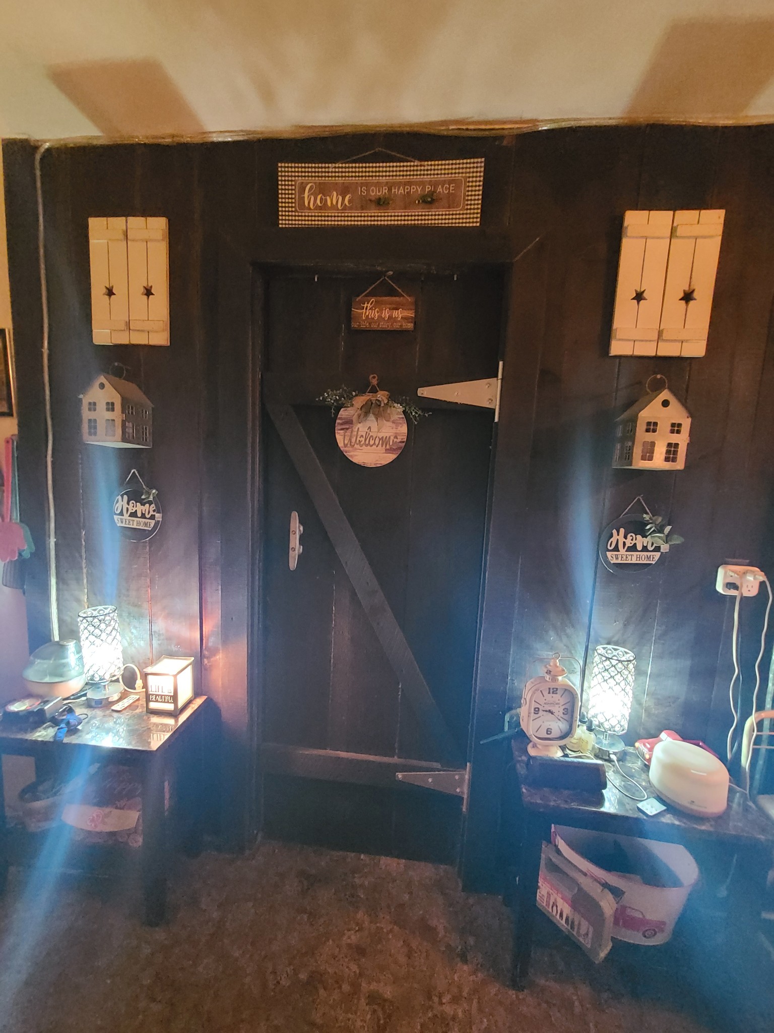 954 South Buchanan Road Waverly, TN 37185 - Photo 12 of 20 a living room with furniture and a fireplace