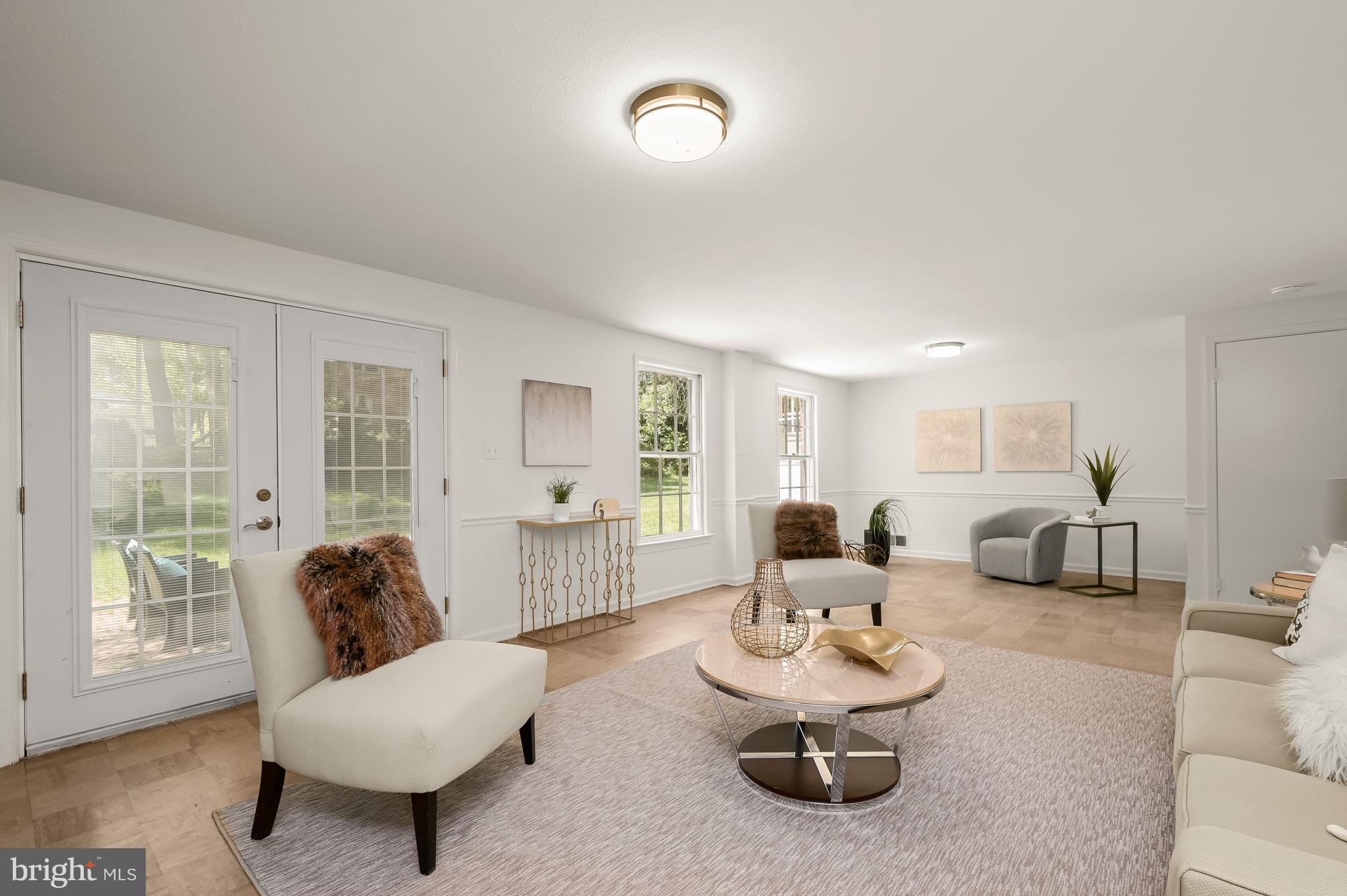 6920 Old Stage Road North Bethesda, MD 20852 - Photo 10 of 22 Family Room