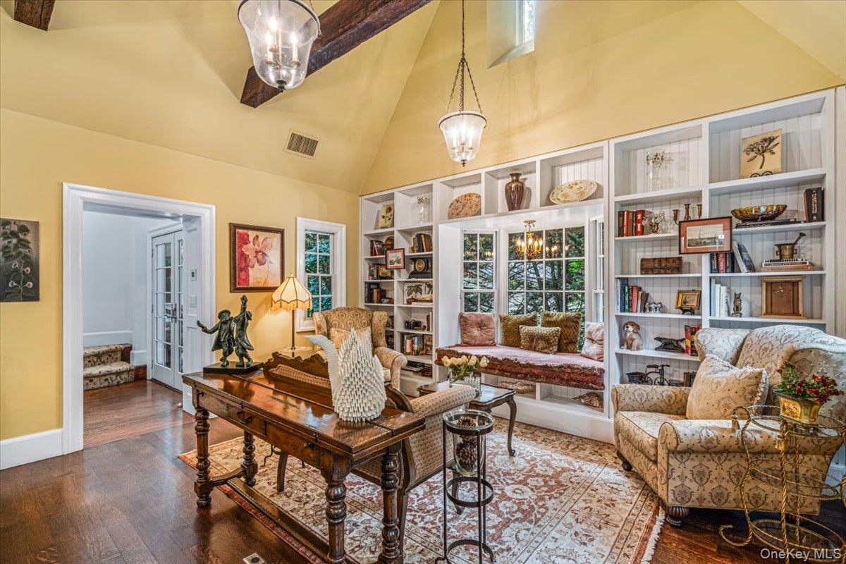 39 Cherry Lane Syosset, NY 11791 - Photo 10 of 43