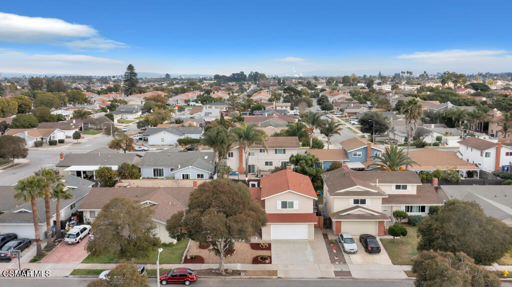 1300 Rachel Drive Oxnard, CA 93030 - Photo 3 of 50 a view of a city