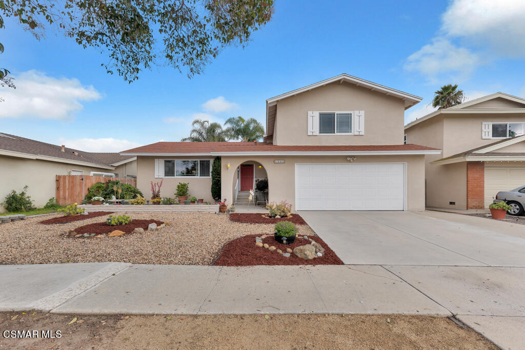 1300 Rachel Drive Oxnard, CA 93030 - Photo 41 of 50 a front view of a house with yard and parking