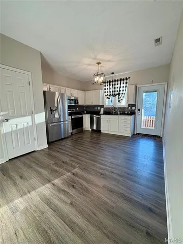 $1,900 | 3653 Arpent Street, Unit 4, St. Charles, MO 63301