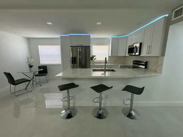 $195,000 | 440 Saxony Way, Delray Beach, FL 33446