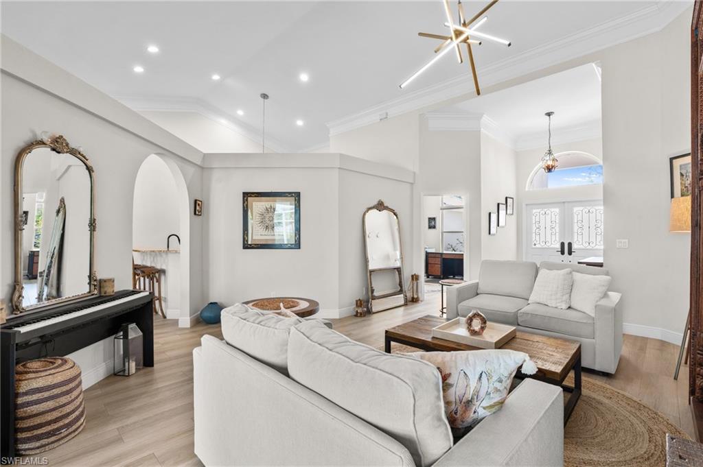 2640 White Cedar Lane Naples, FL 34109 - Photo 5 of 50