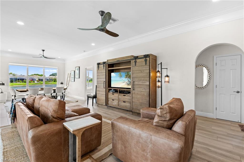 2640 White Cedar Lane Naples, FL 34109 - Photo 10 of 50