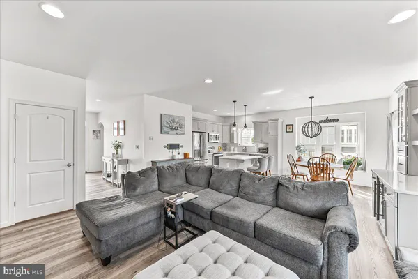 $595,000 | 320 Greenwood Drive, Oxford, PA 19363