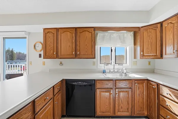 $289,900 | 96 Century Way, Unit 96, Gardner, MA 01440