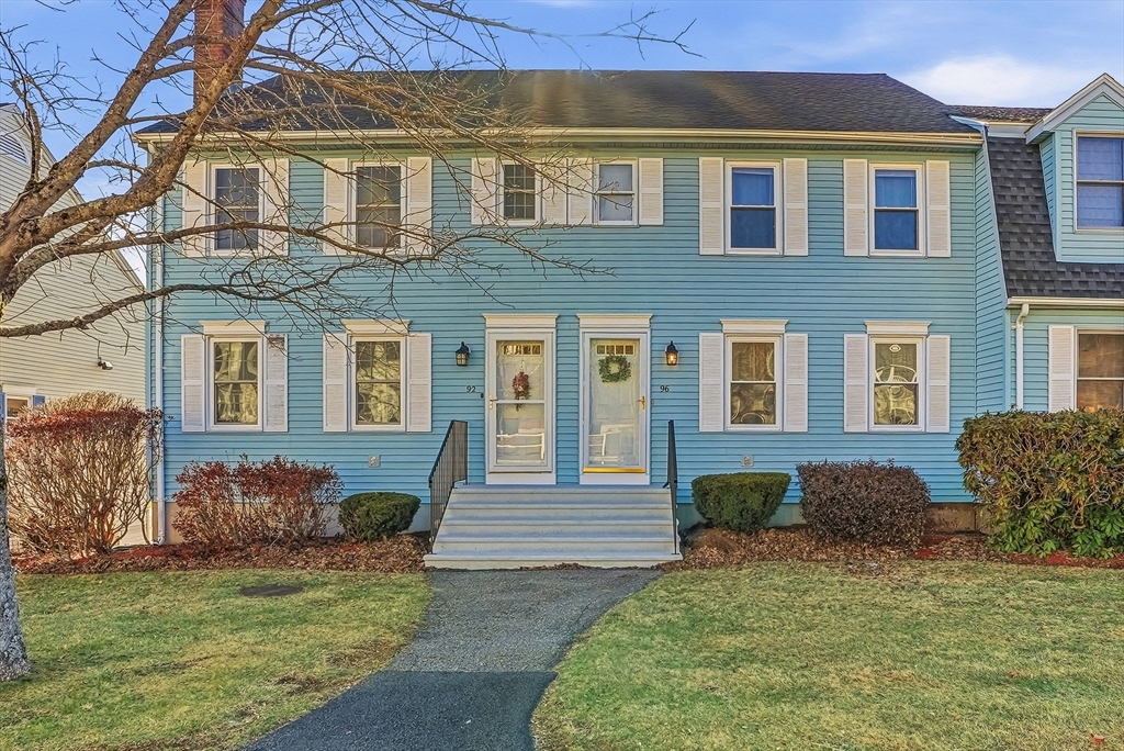 96 Century Way, Unit 96 Gardner, MA 01440 - Photo 2 of 41 a front view of a house with garden