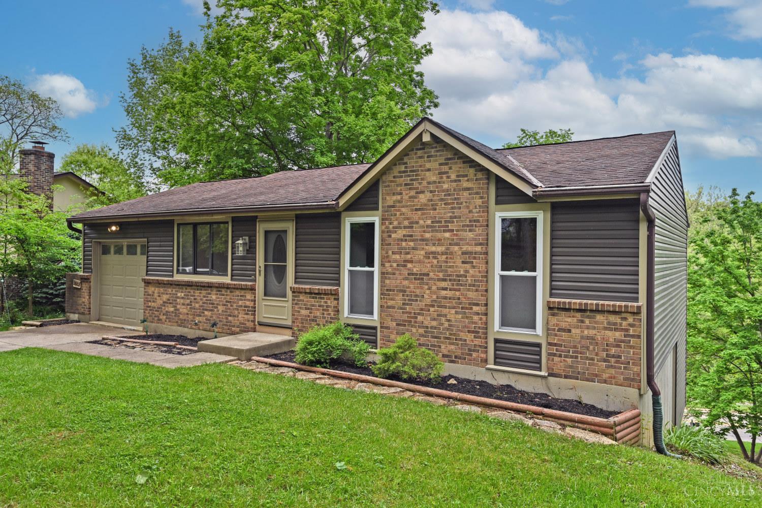 2602 Hunt Road Reading, OH 45236 - Photo 3 of 49 Gallery Image 3