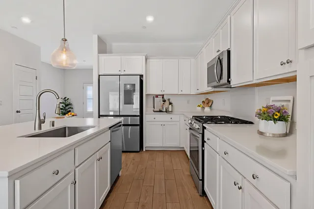 $530,000 | 1754 North Aster Lake Road, Hanford, CA 93230