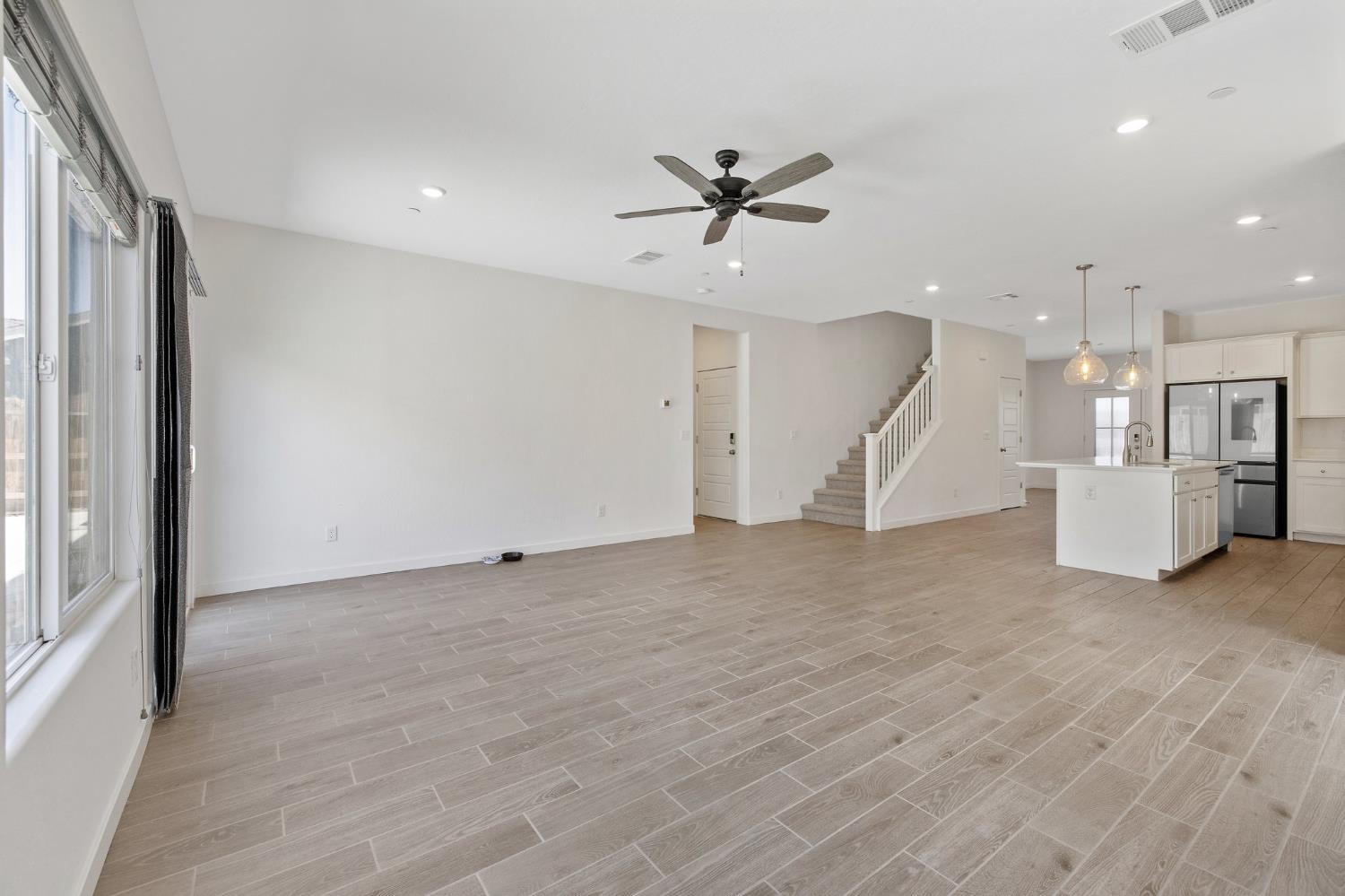 1754 North Aster Lake Road Hanford, CA 93230 - Photo 18 of 60