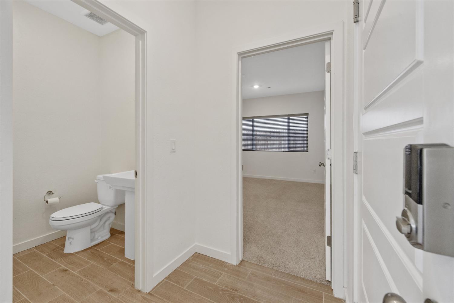 1754 North Aster Lake Road Hanford, CA 93230 - Photo 20 of 60