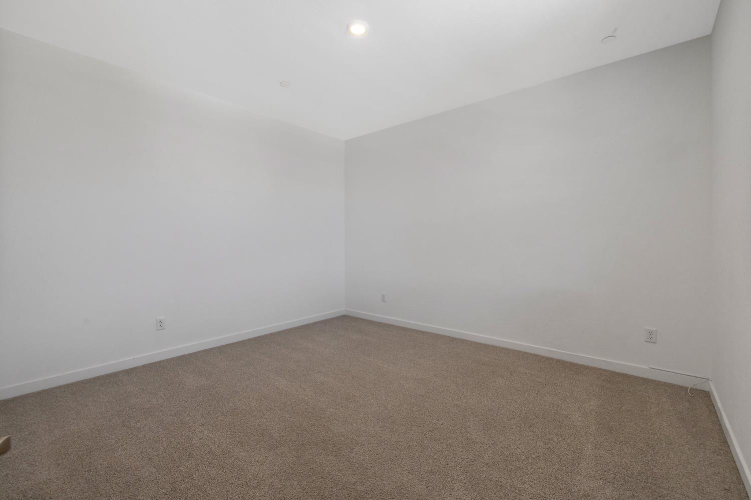 1754 North Aster Lake Road Hanford, CA 93230 - Photo 33 of 60