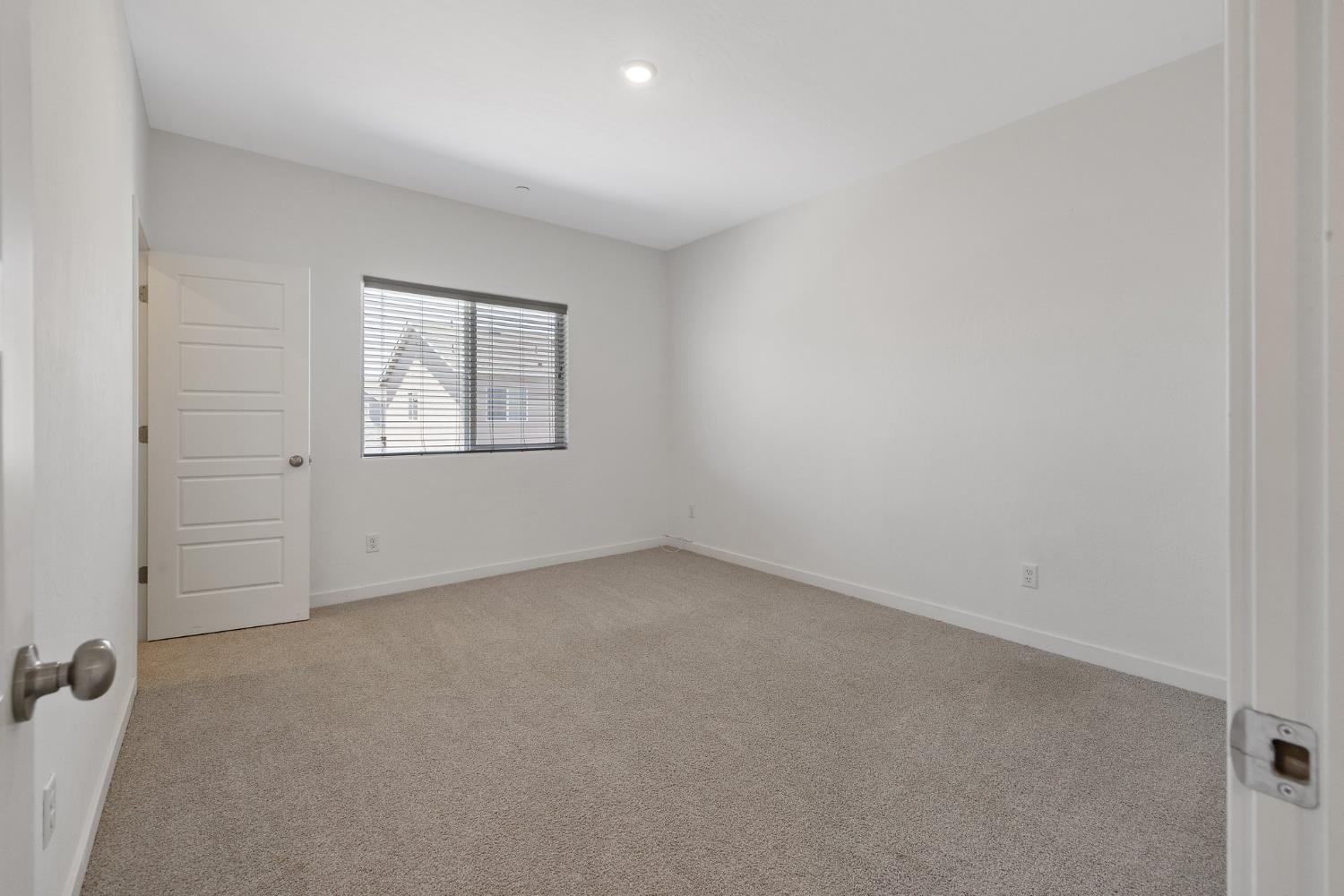 1754 North Aster Lake Road Hanford, CA 93230 - Photo 43 of 60