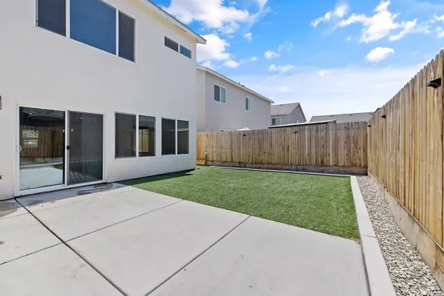 $530,000 | 1754 North Aster Lake Road, Hanford, CA 93230