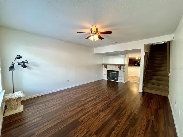 $2,300 | 7618 Colonial Court, Tampa, FL 33615