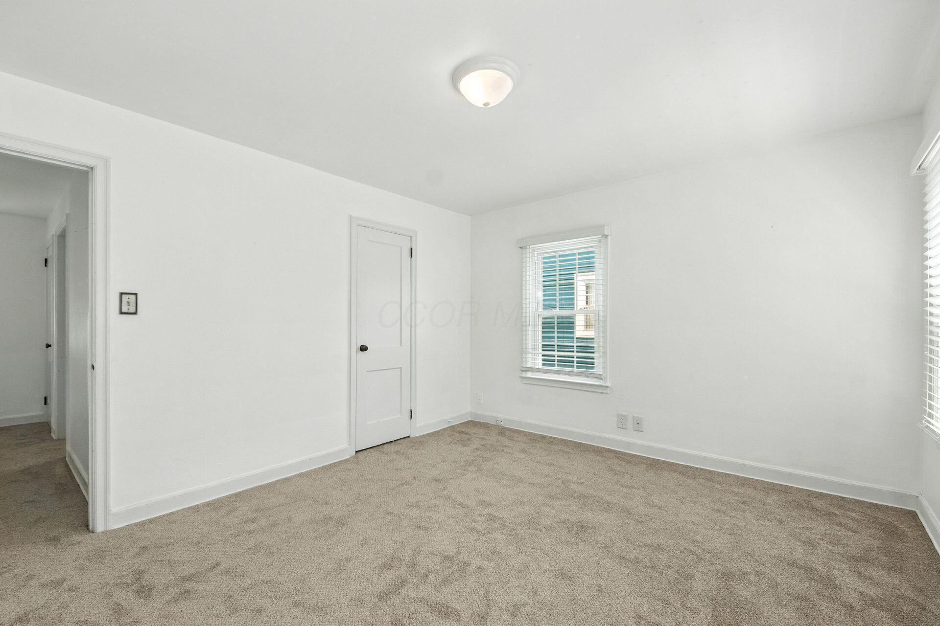 933 Vernon Road Columbus, OH 43209 - Photo 24 of 55 Bedroom 2
