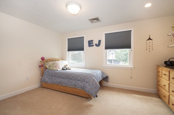 99 Esty Farm Road Newton, MA 02459 - Photo 17 of 30 Gallery Image 17