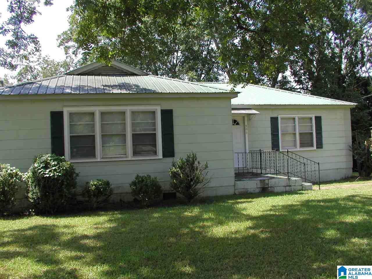 806 Bankhead Boulevard Talladega, AL 35160 - Photo 2 of 16