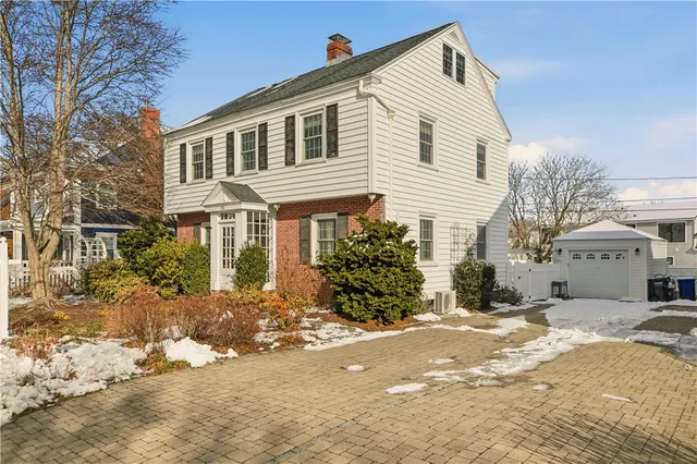 $1,650,000 | 198 Gibbs Avenue, Newport, RI 02840