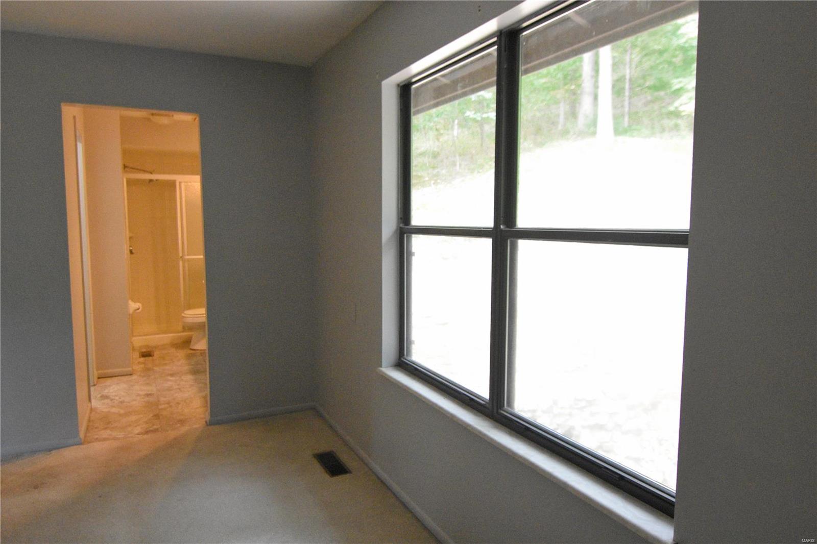 1260 Kiefer Creek Road Ballwin, MO 63021 - Photo 12 of 18 Gallery Image 12