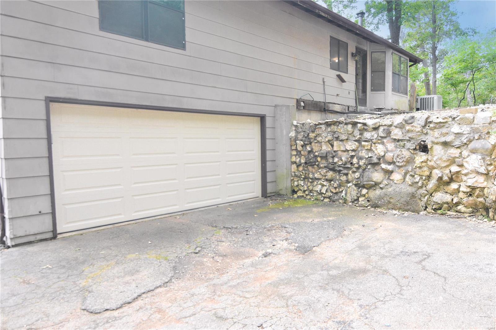 1260 Kiefer Creek Road Ballwin, MO 63021 - Photo 17 of 18 Gallery Image 17