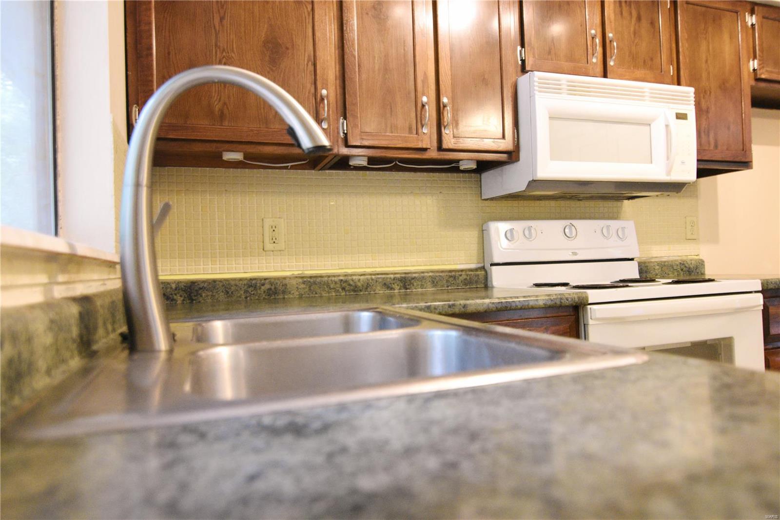 1260 Kiefer Creek Road Ballwin, MO 63021 - Photo 7 of 18 Gallery Image 7