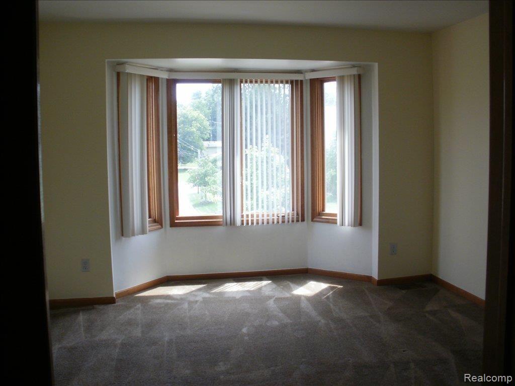 1095 River Mist Drive Rochester, MI 48307 - Photo 10 of 10 P7190052
