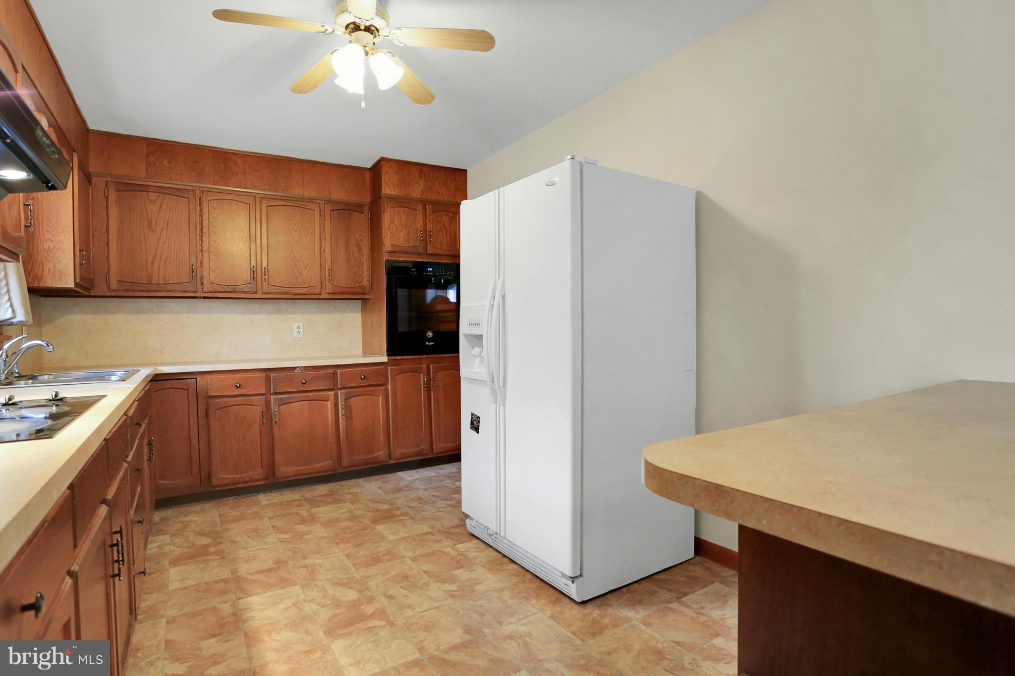 676 Forest Road Chambersburg, PA 17202 - Photo 11 of 25 Kitchen