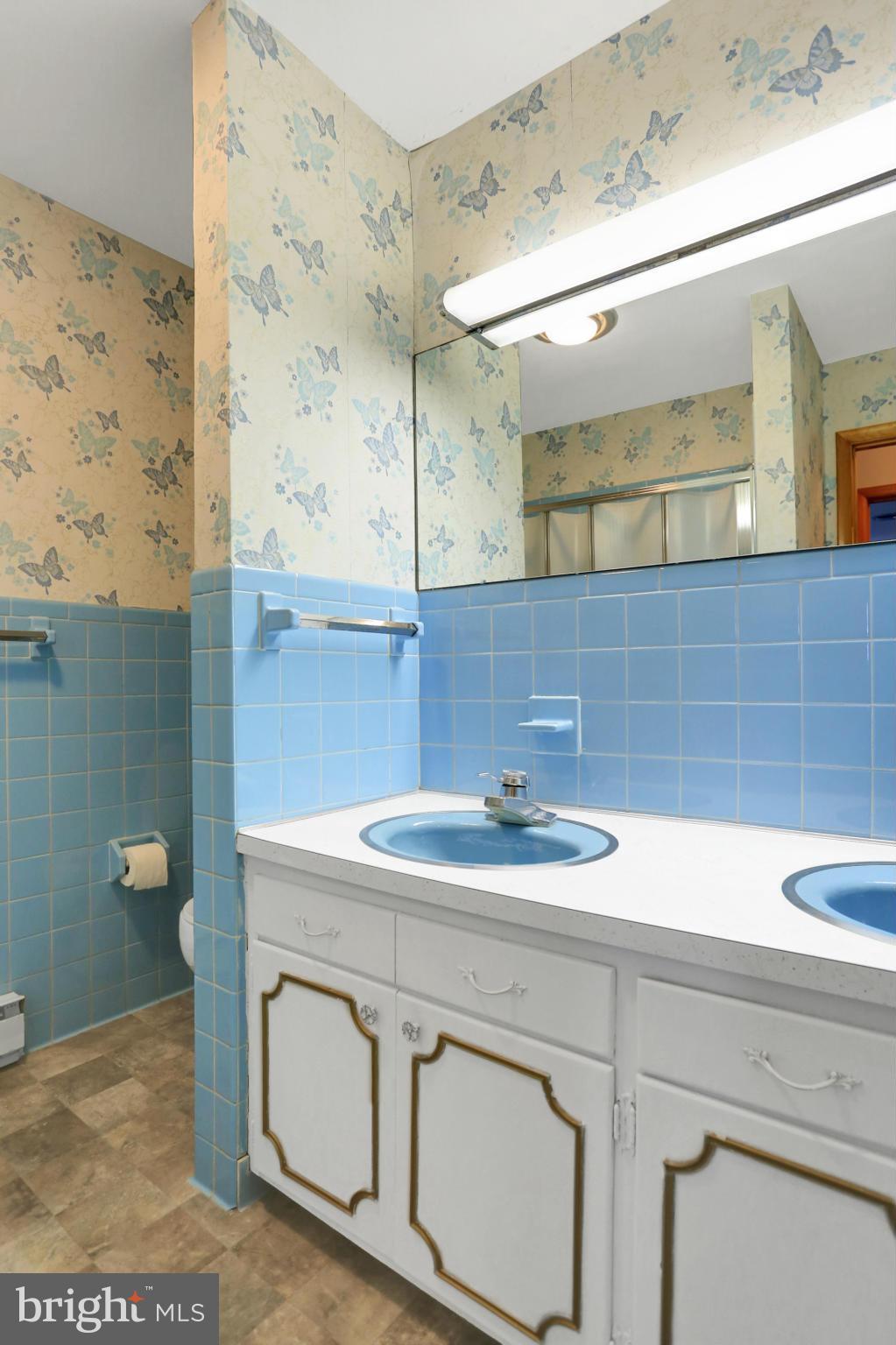 676 Forest Road Chambersburg, PA 17202 - Photo 19 of 25 Main Bath