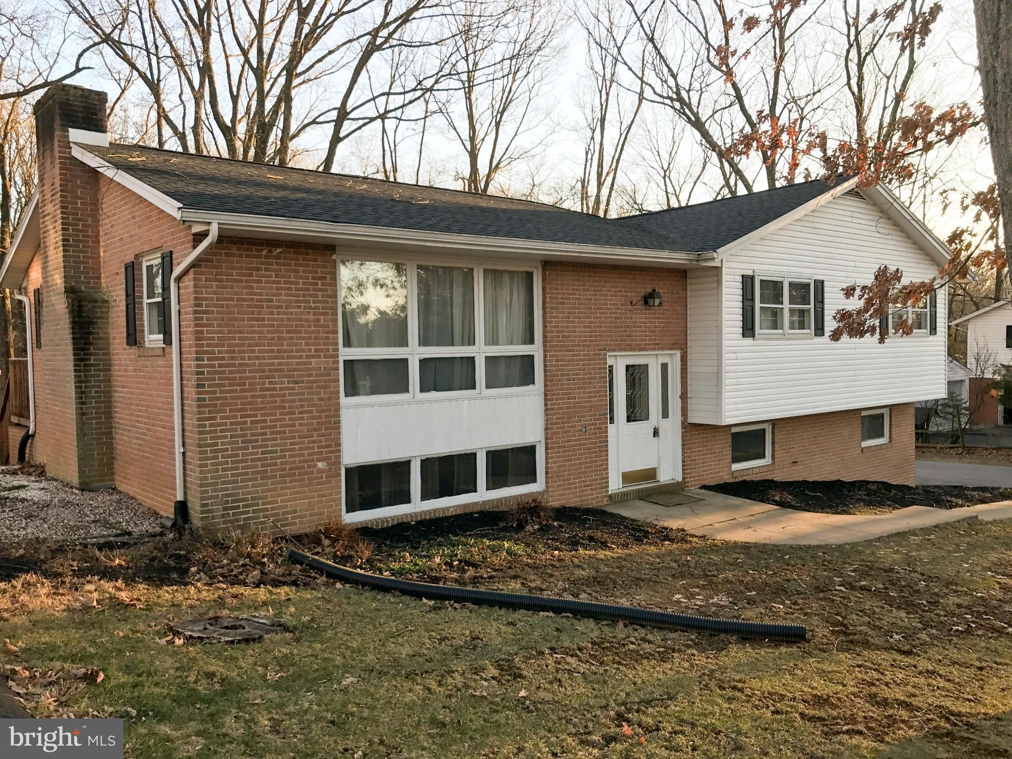 676 Forest Road Chambersburg, PA 17202 - Photo 5 of 25 Exterior (Front)